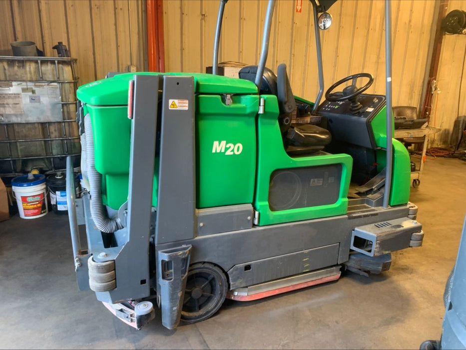 Used Tennant M20, Floor Sweeper Scrubber, 40", 56 Gallon, Propane, Ride On, Cylindrical Overhead Guard