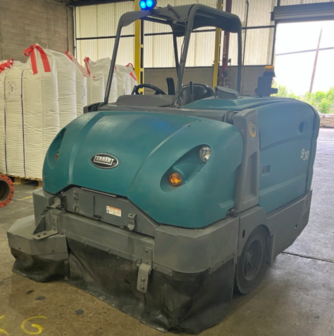 Refurbished Tennant S30 | 62.5" Ride-On Propane Sweeper, HEPA Filtration Package, Overhead Guard